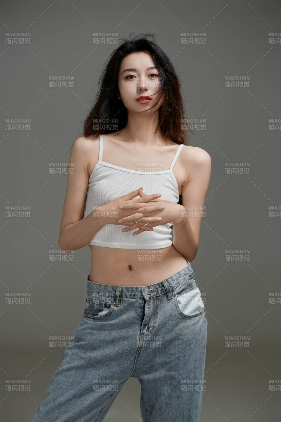 年輕活力亞洲年輕女性形象