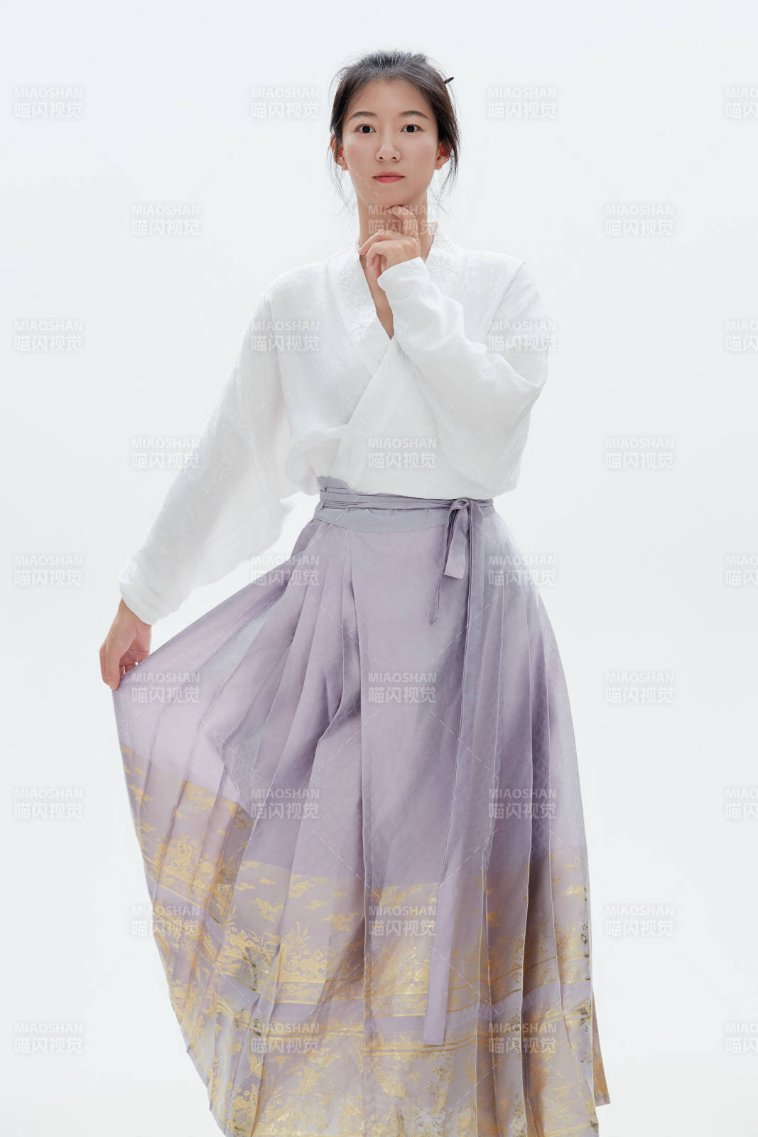 漢服風(fēng)韻人像棚拍漢服女性