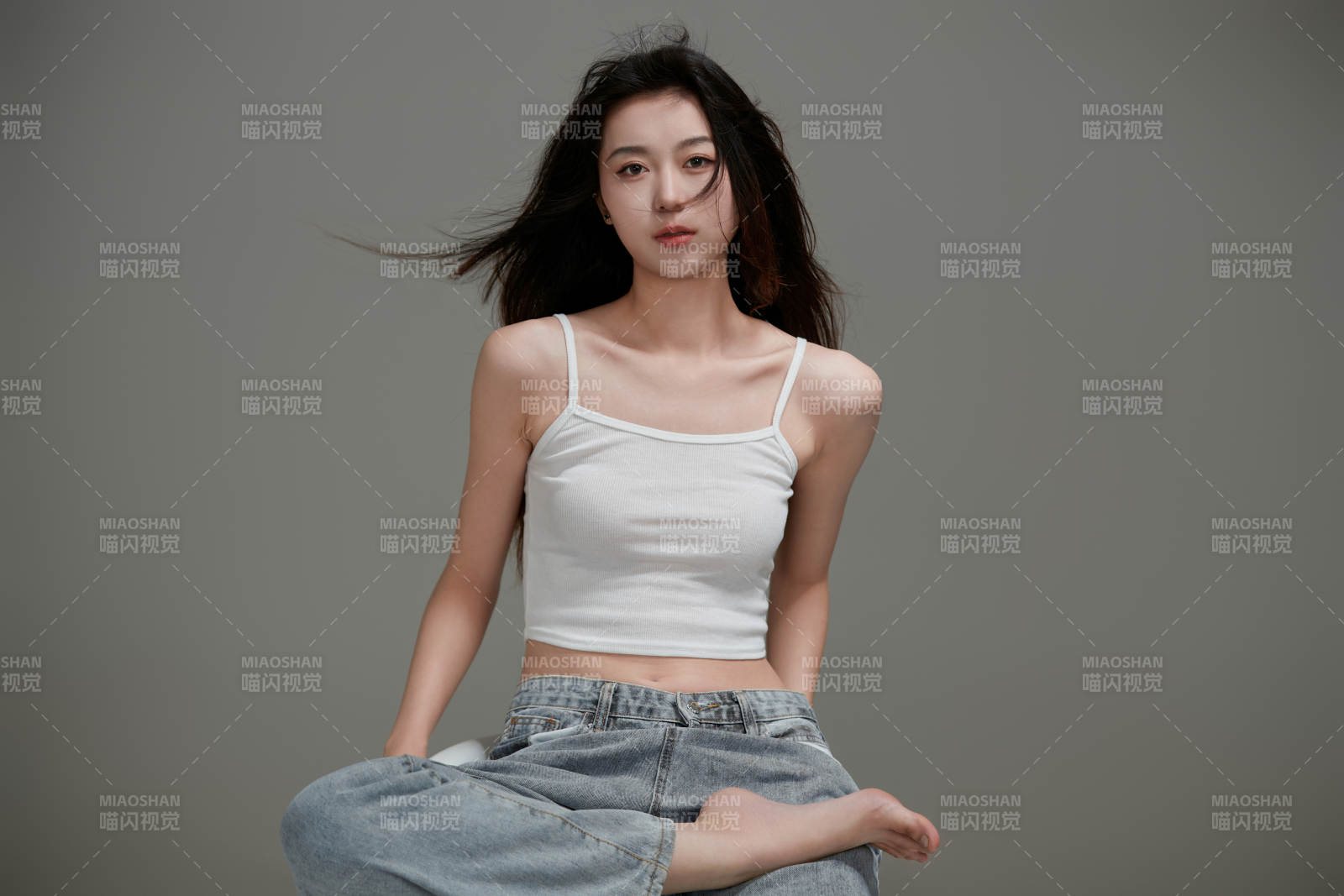 年輕活力亞洲年輕女性形象