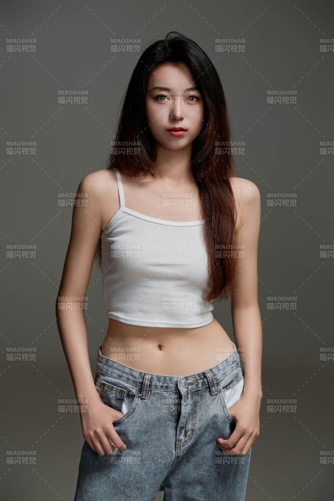 年輕活力亞洲年輕女性形象