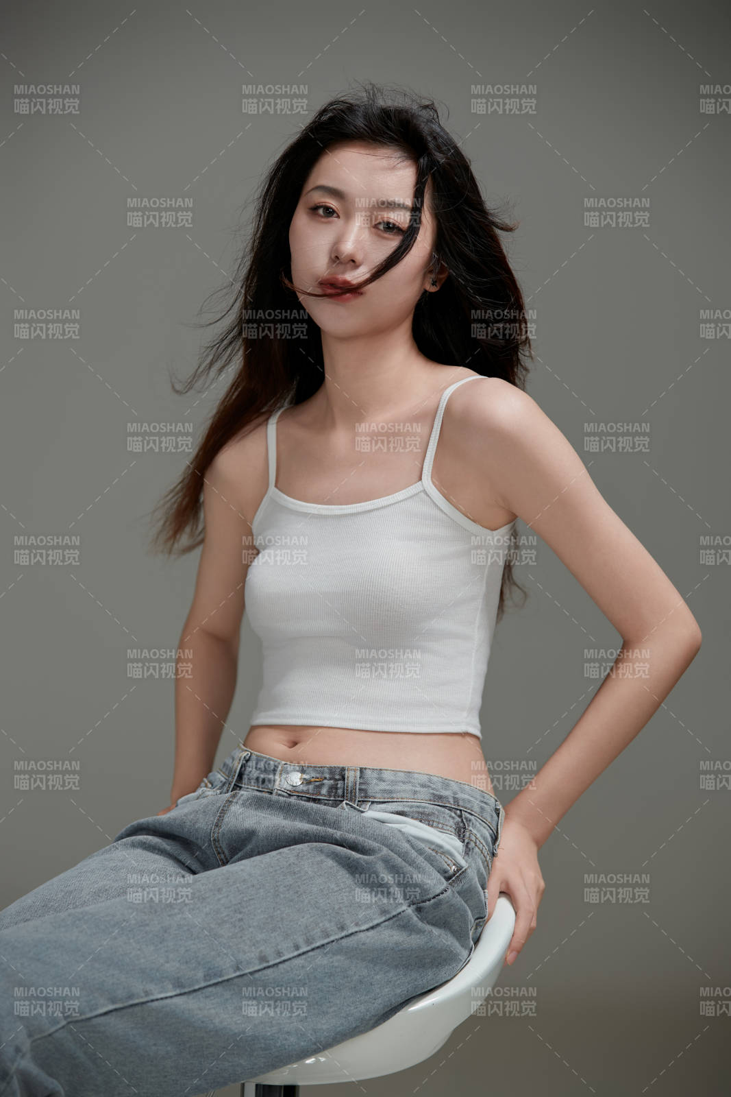 年輕活力亞洲年輕女性形象