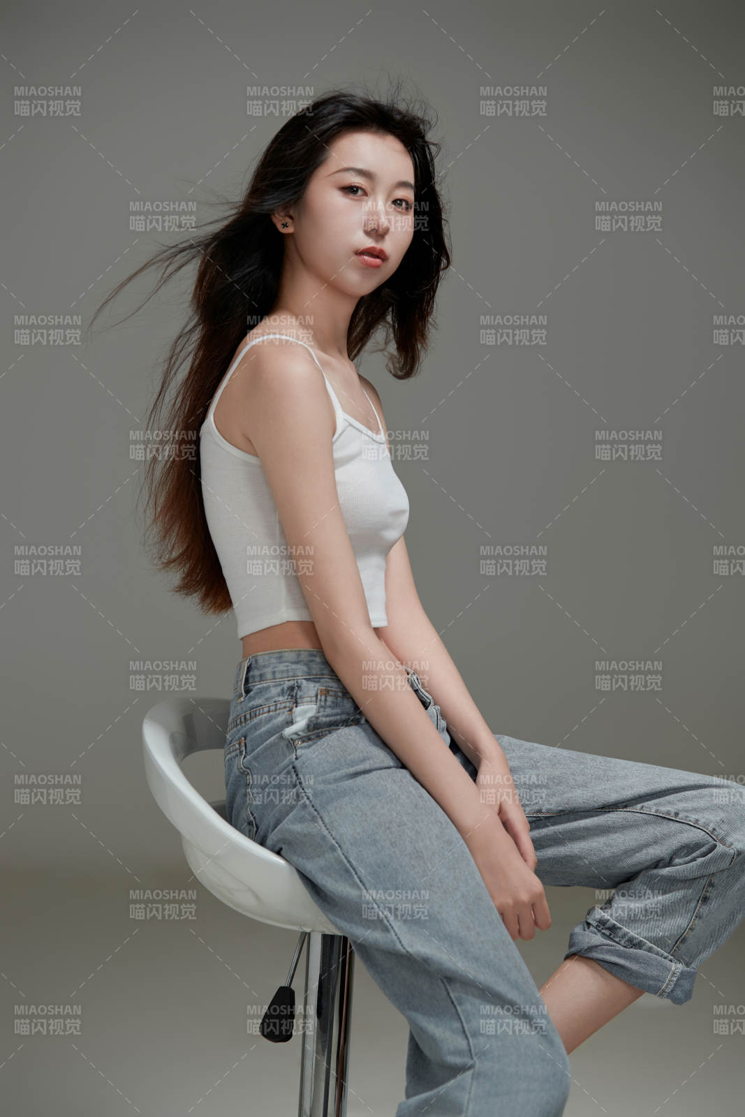 年輕活力亞洲年輕女性形象