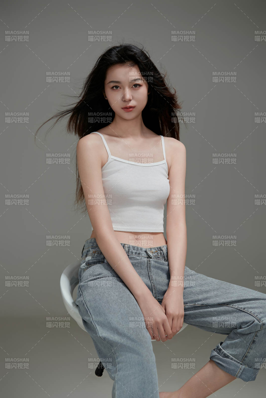 年輕活力亞洲年輕女性形象