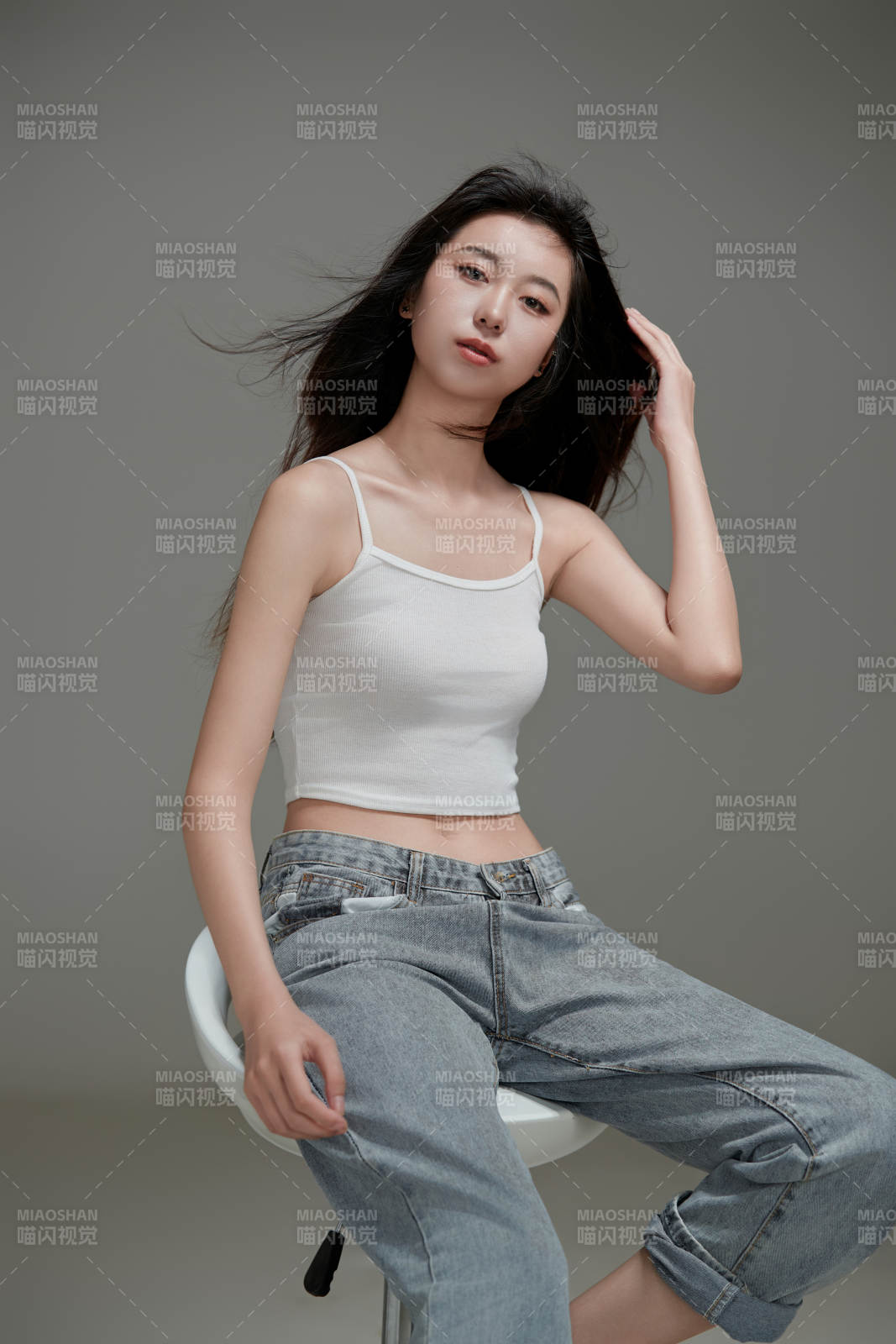 年輕活力亞洲年輕女性形象