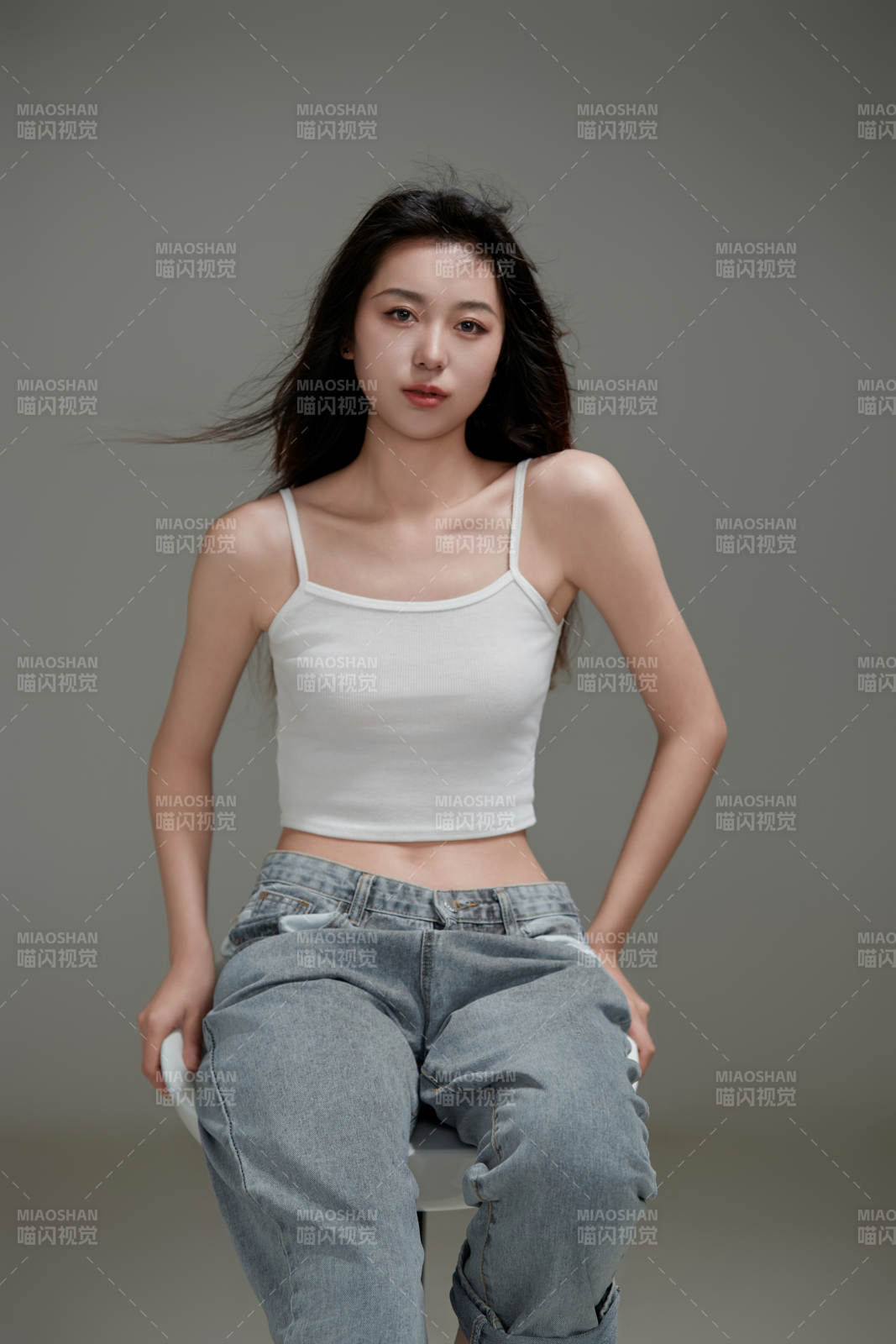 年輕活力亞洲年輕女性形象