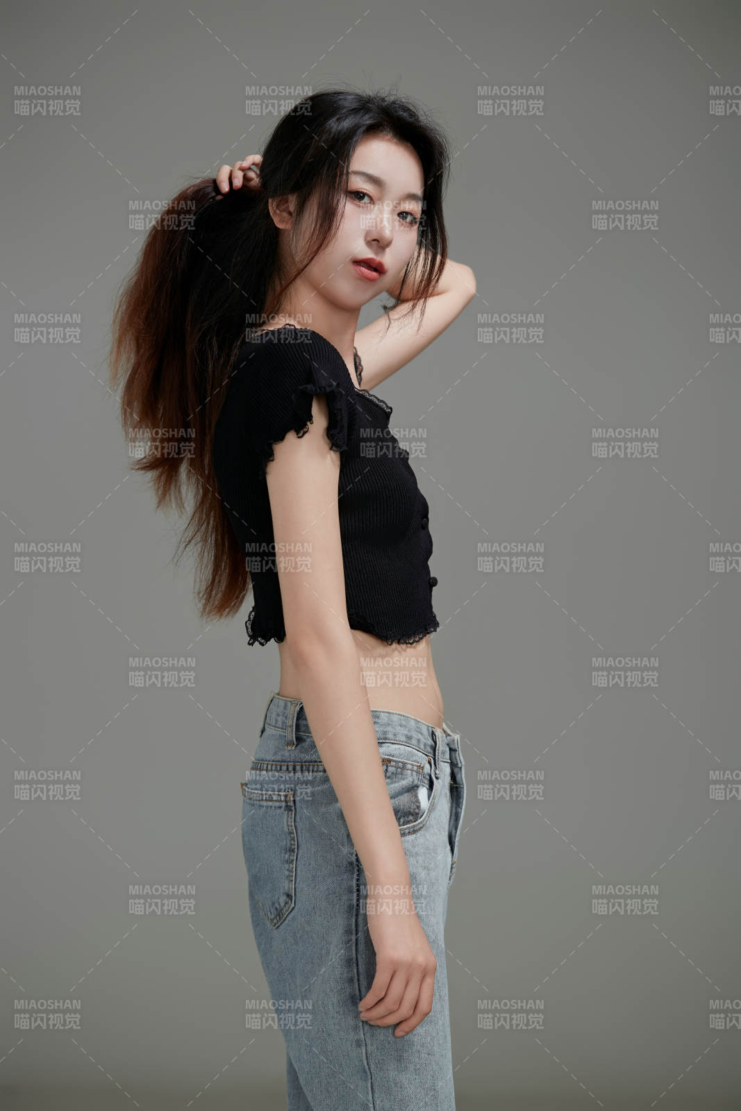 年輕活力亞洲年輕女性形象