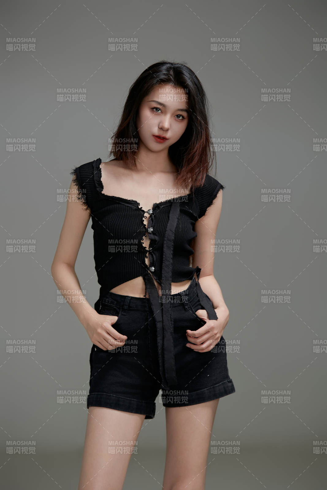 年輕活力亞洲年輕女性形象