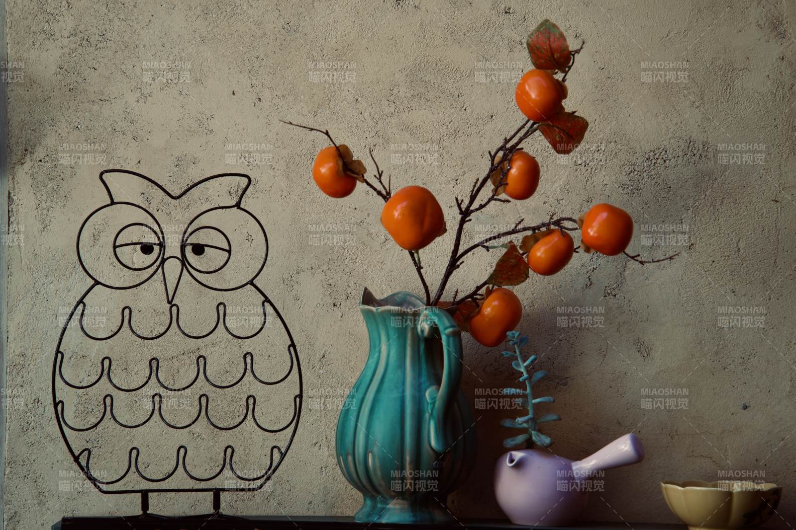 貓頭鷹與柿子枝