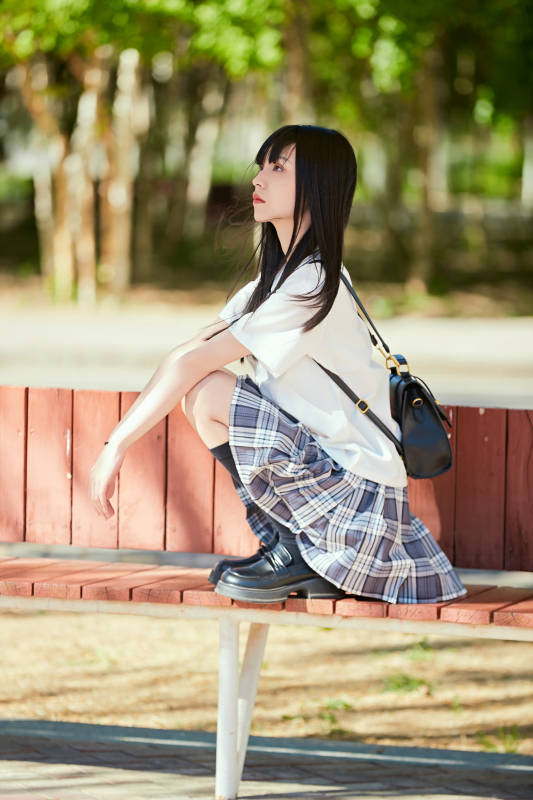 穿着日系JK制服的亚洲少女