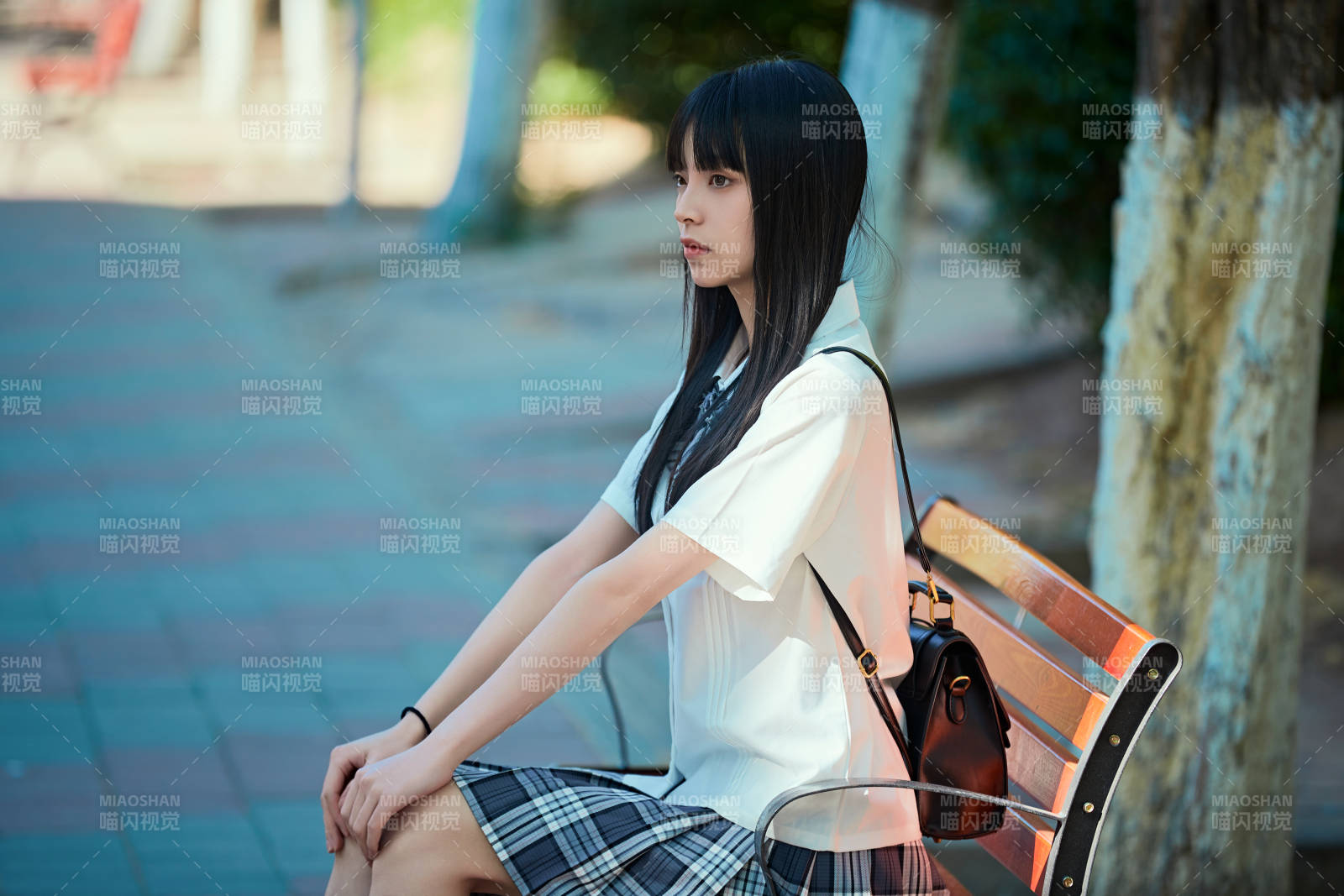 穿着日系JK制服的亚洲少女