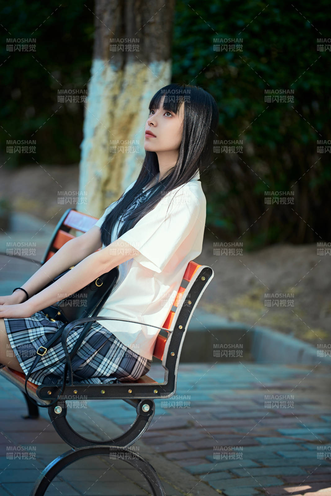 穿着日系JK制服的亚洲少女