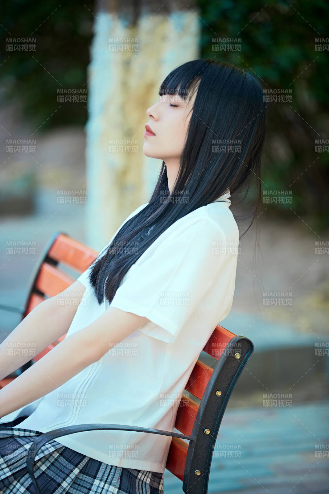 穿着日系JK制服的亚洲少女