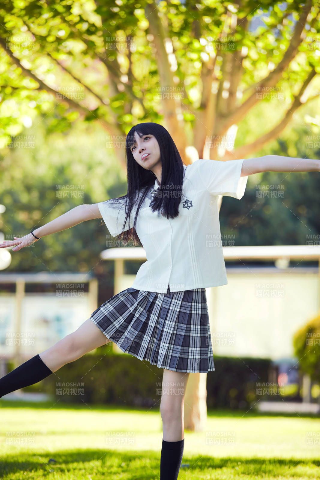 穿着日系JK制服的亚洲少女