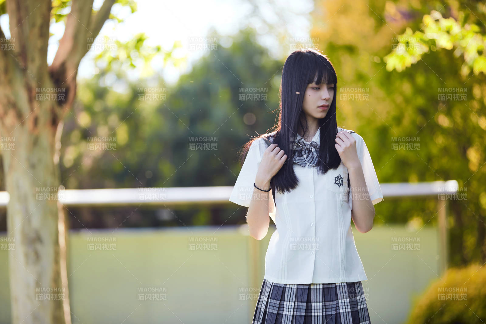 穿着日系JK制服的亚洲少女