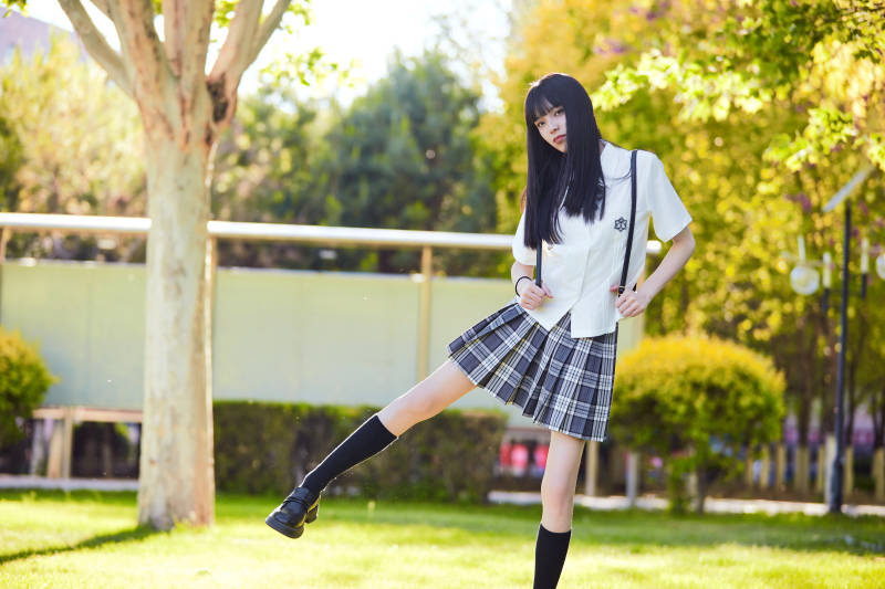 穿着日系JK制服的亚洲少女