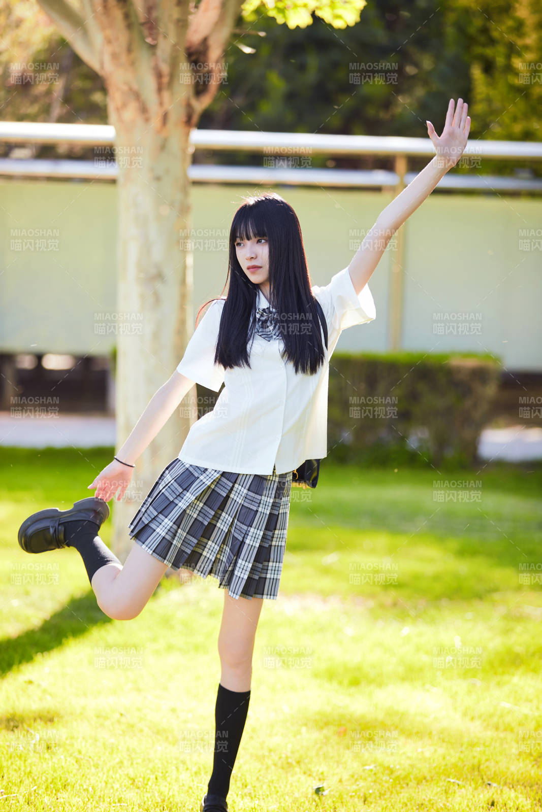 穿着日系JK制服的亚洲少女