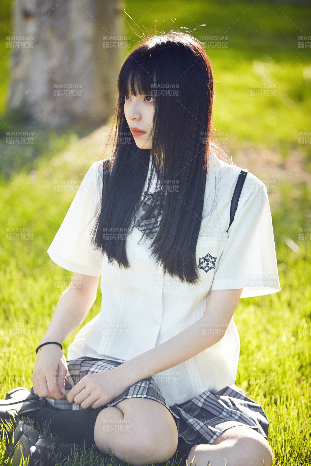 穿著日系JK制服的亞洲少女