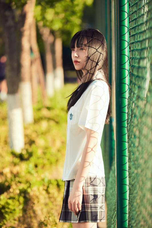 穿着日系JK制服的亚洲少女