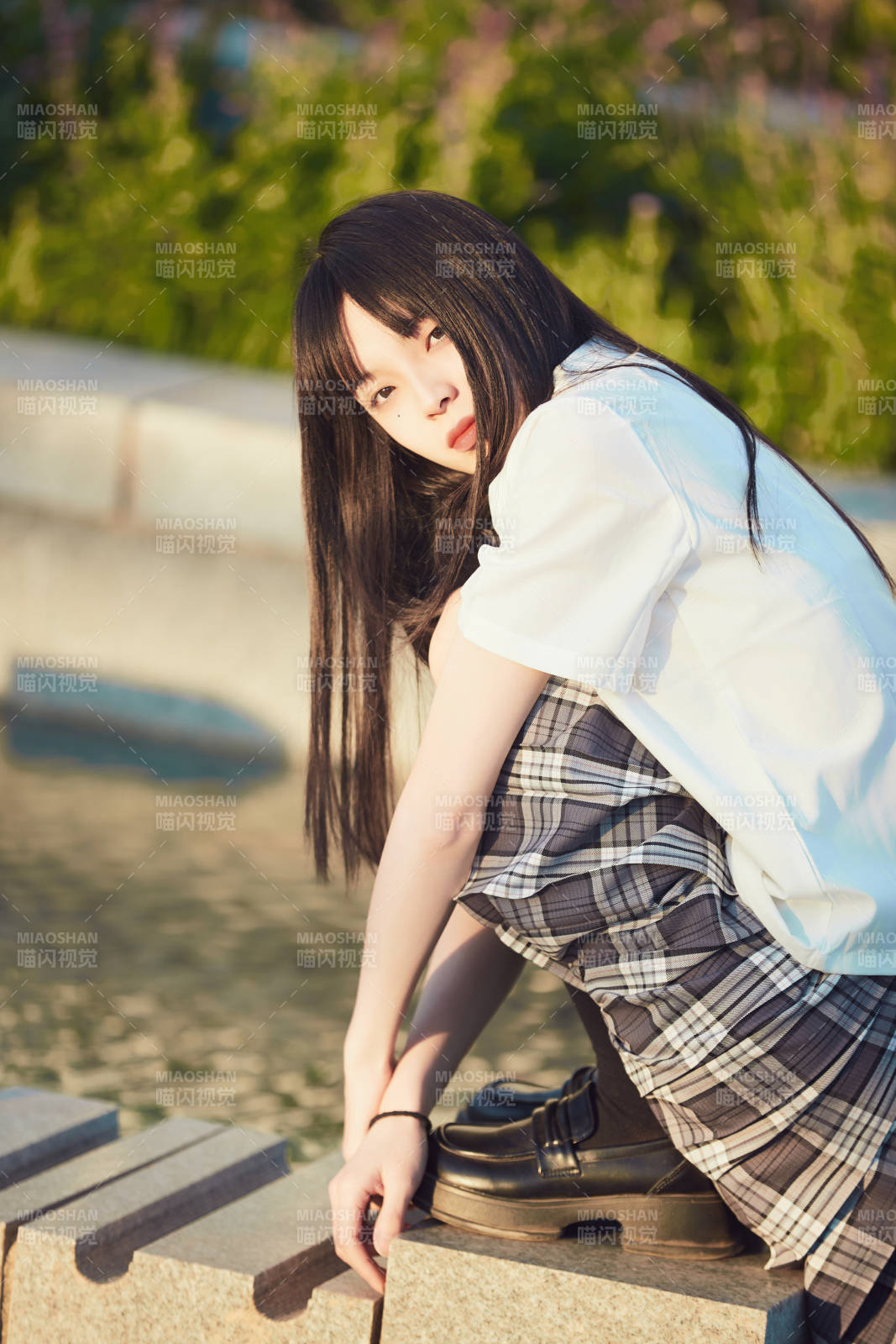 穿着日系JK制服的亚洲少女