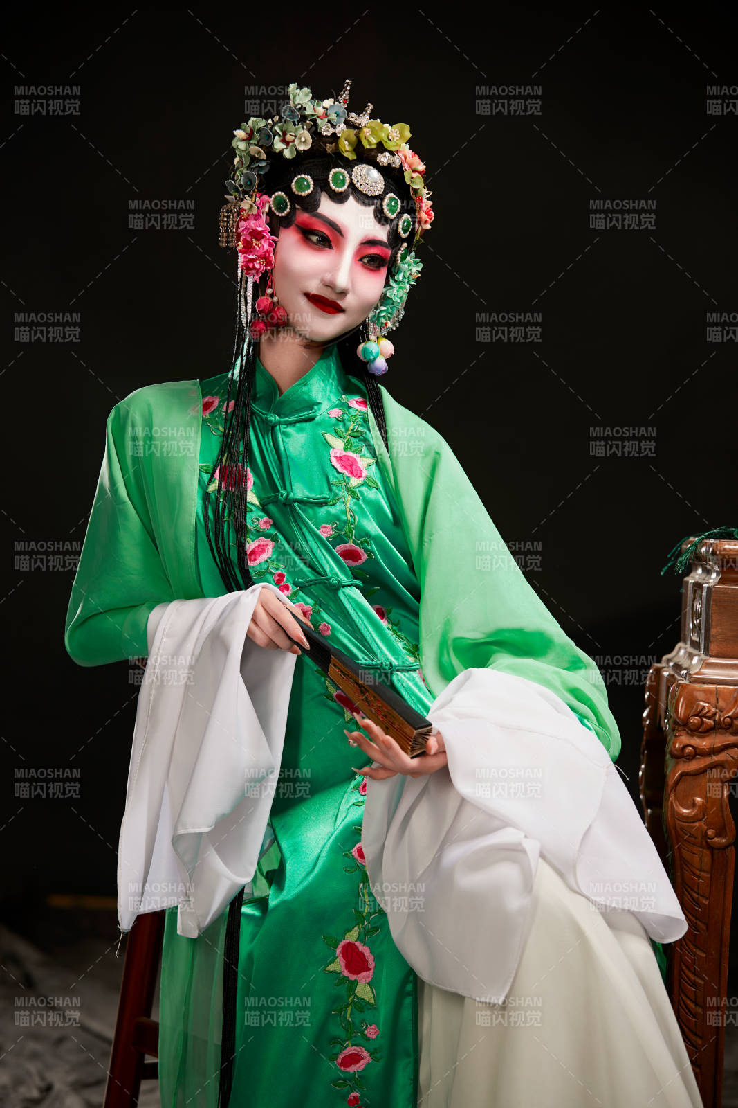 国粹戏曲京剧昆曲青衣旦角形象的中国少女图片