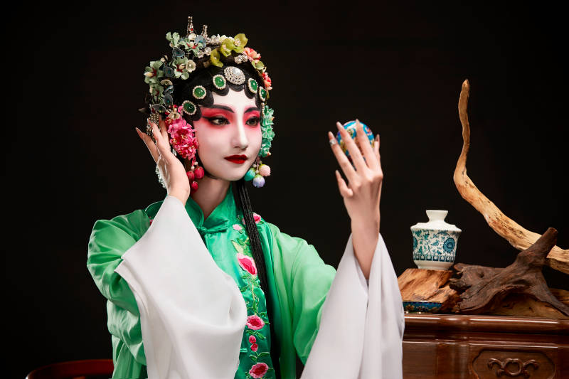 国粹戏曲京剧昆曲青衣旦角形象的中国少女