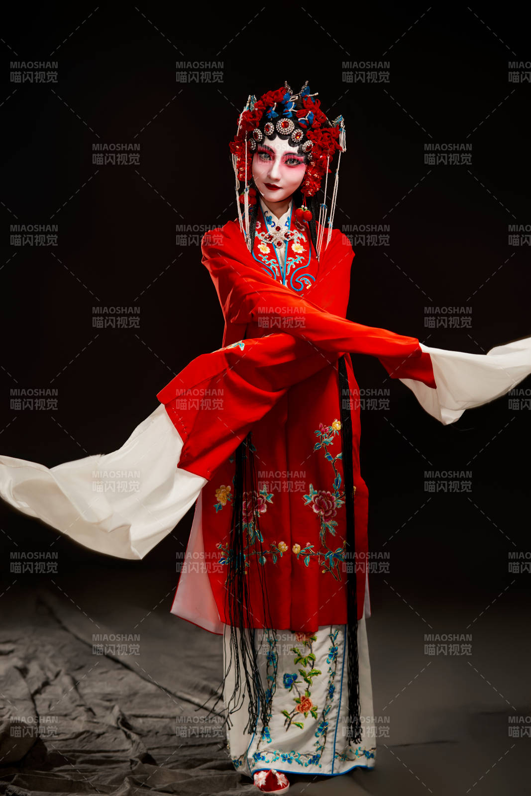 国粹戏曲京剧昆曲青衣旦角形象的中国少女图片