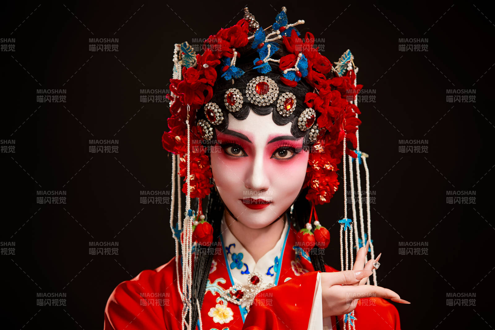 国粹戏曲京剧昆曲青衣旦角形象的中国少女图片