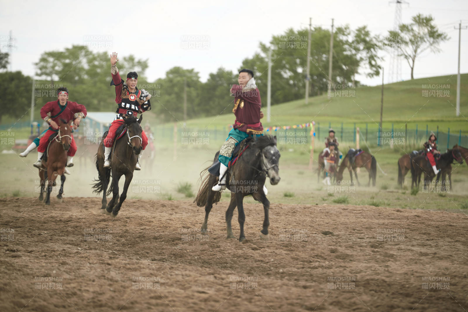 河北省沽源县库伦淖尔景区的蒙古马术表演
