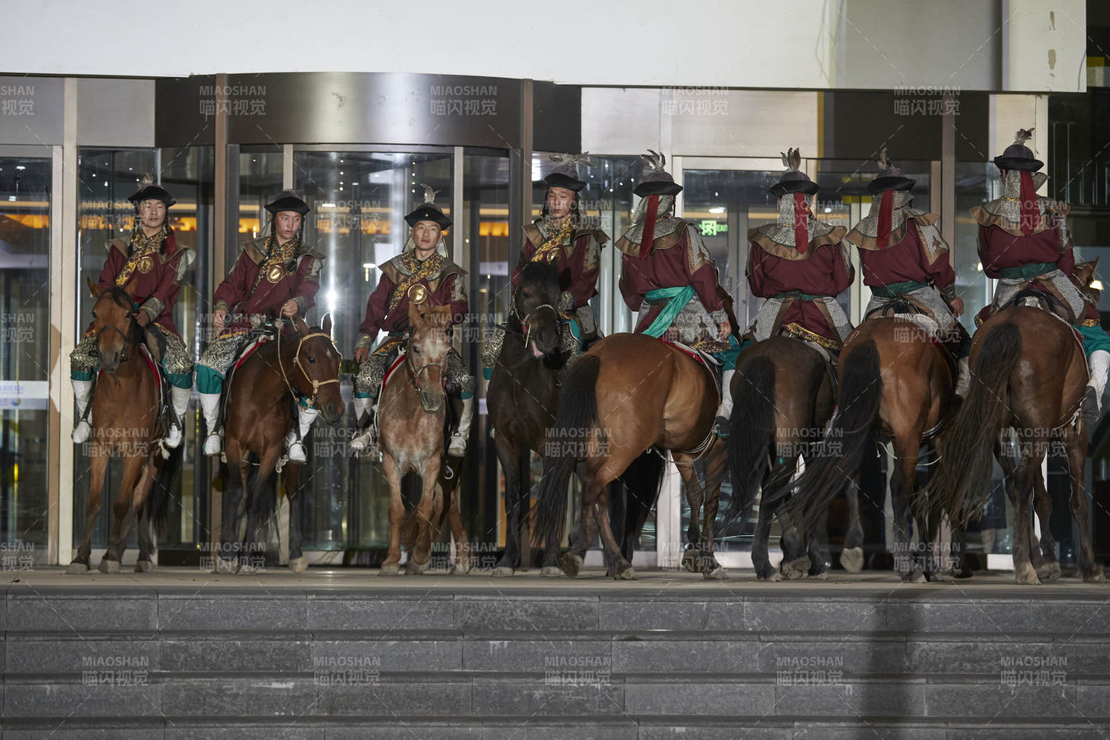 河北省沽源县库伦淖尔景区的蒙古马术表演