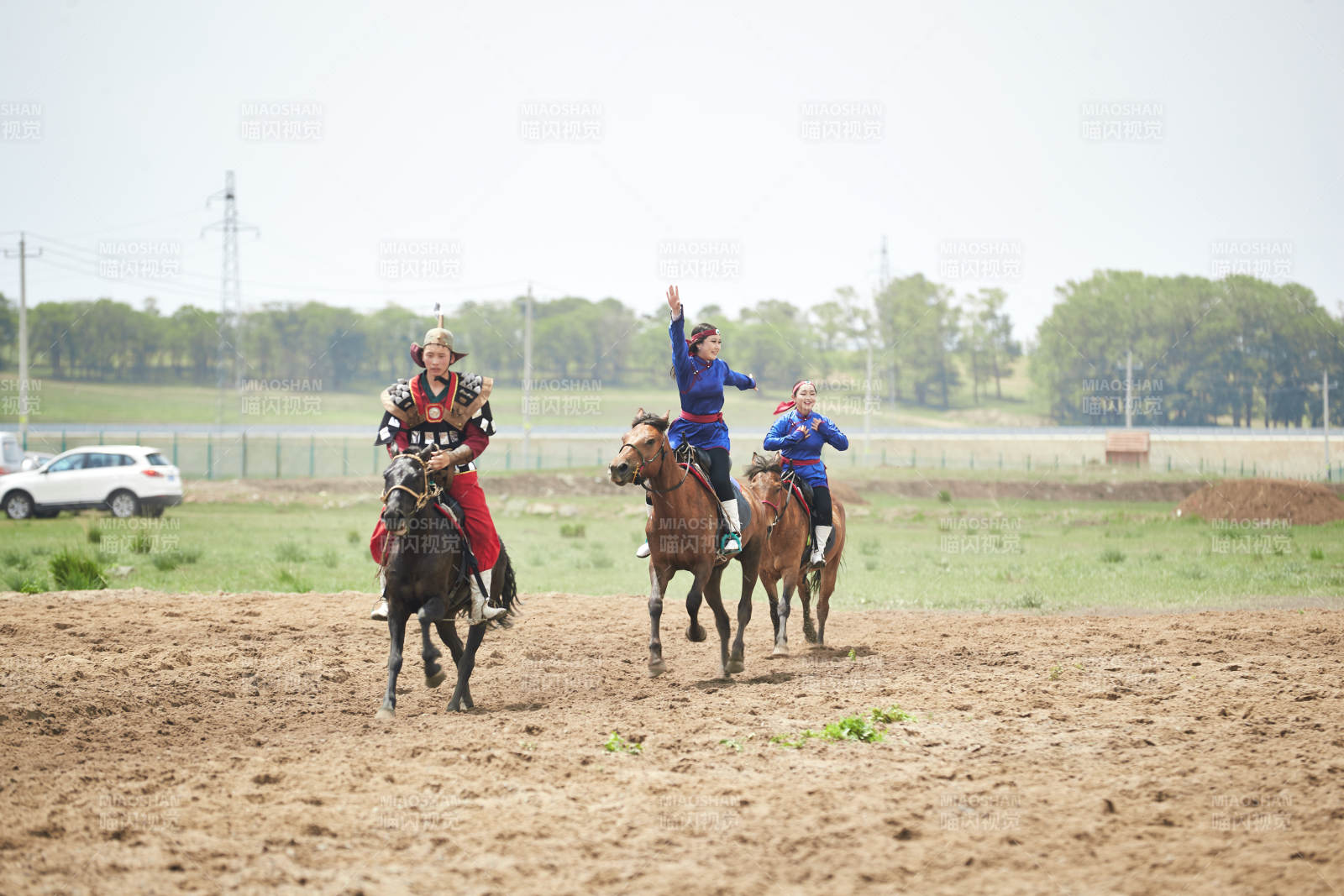 河北省沽源縣庫倫淖爾景區(qū)的蒙古馬術表演