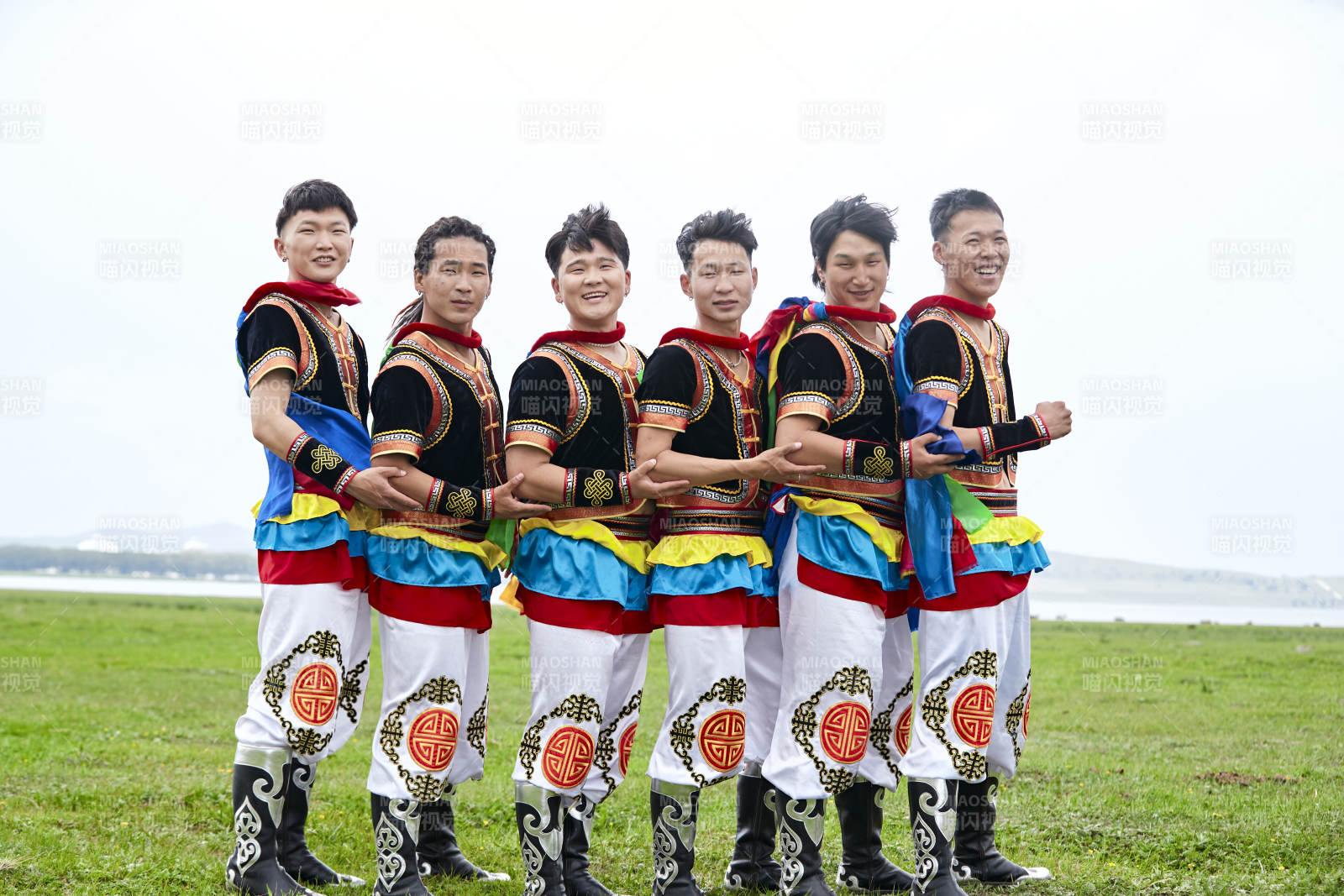 草原那達(dá)慕大會(huì)上的蒙古摔跤手