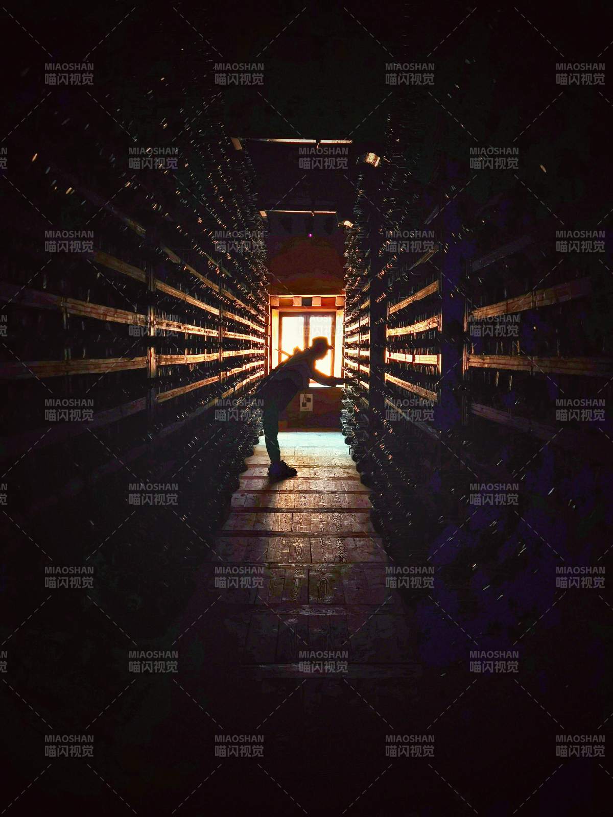 德格印經院的光影