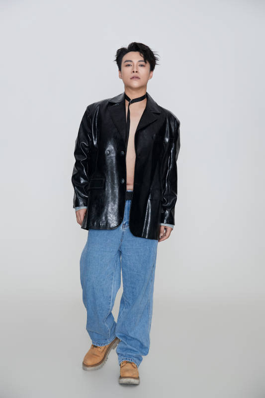 白色背景下的雅痞青年形象