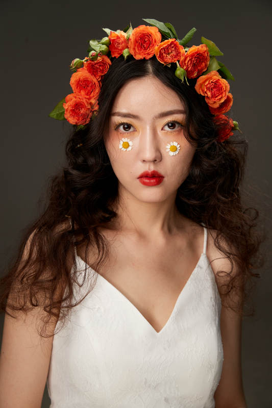 時尚亞洲女性婚紗妝面彩妝