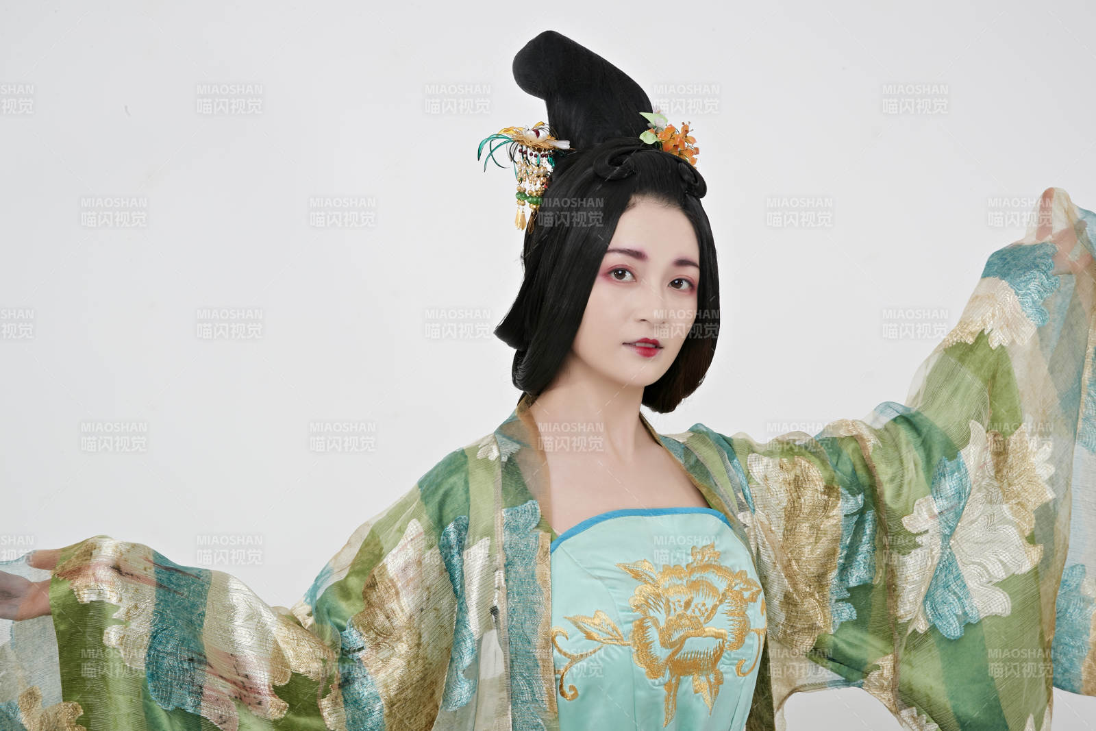 大唐風(fēng)韻女性古裝造型唐朝古裝