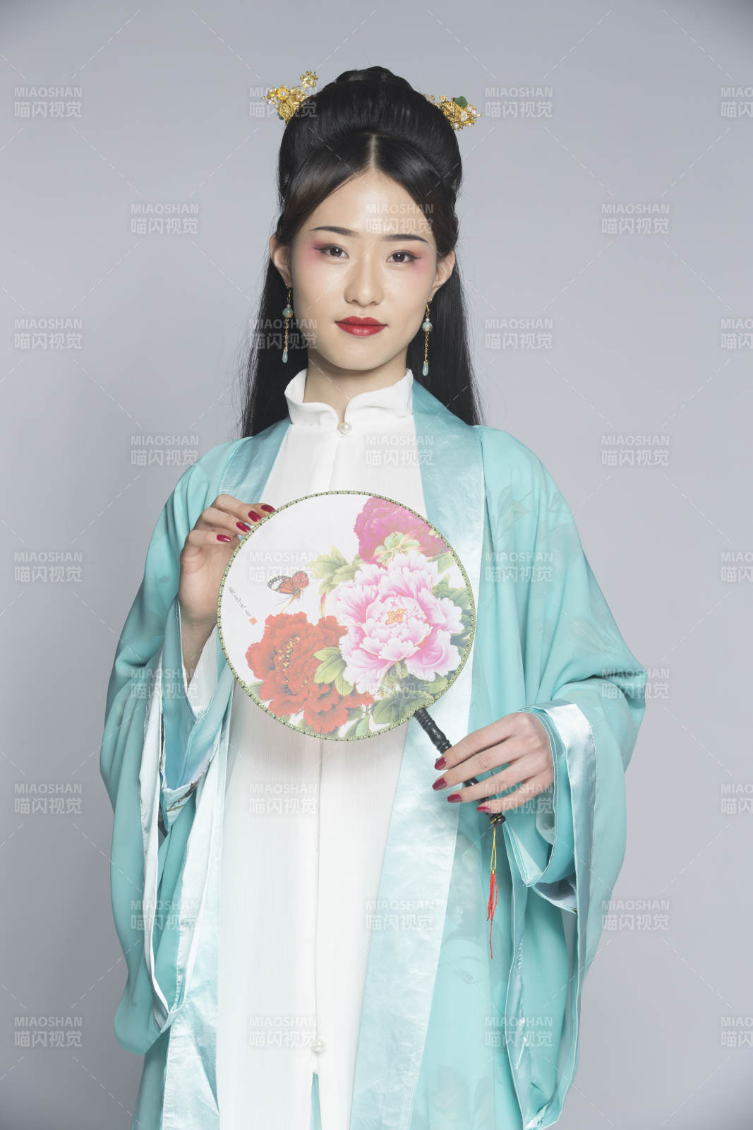 漢服風韻人像棚拍漢服少女