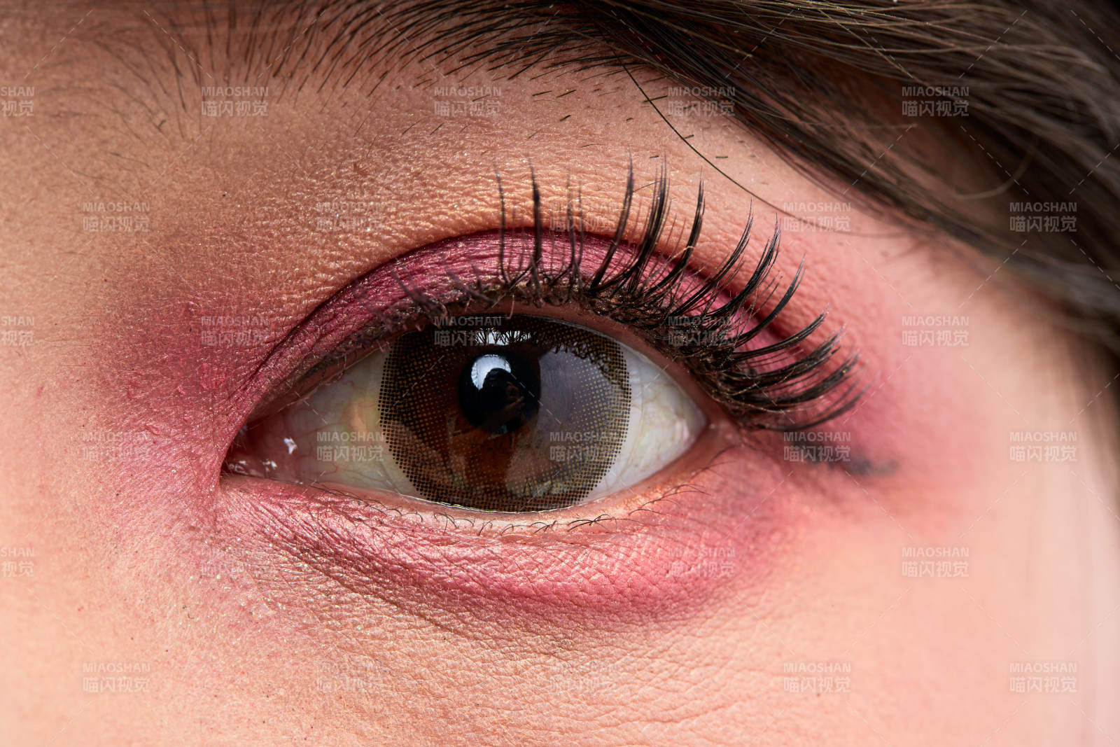 美麗的女孩眼睛局部特寫(xiě)細(xì)節(jié)