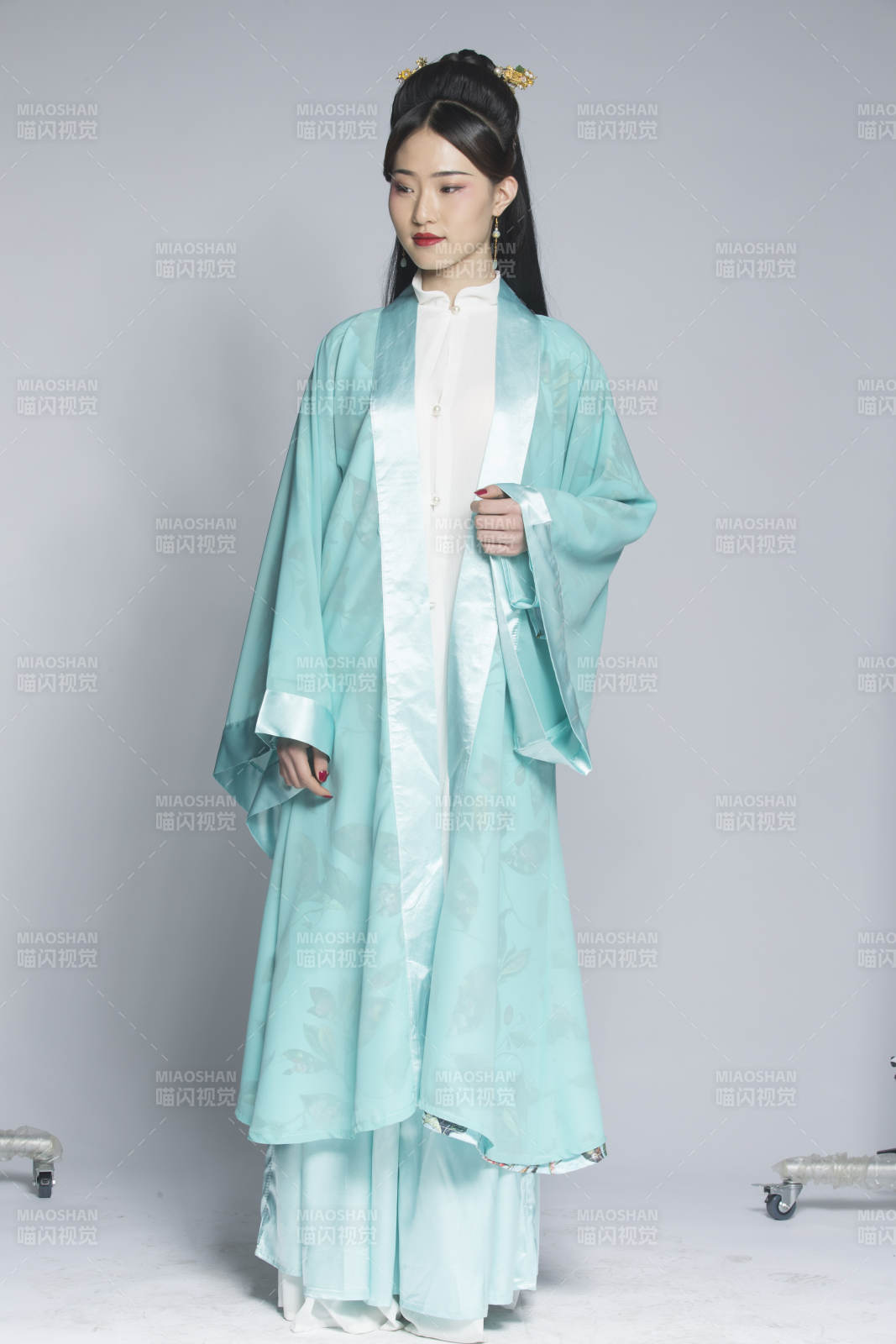 漢服風(fēng)韻人像棚拍漢服少女