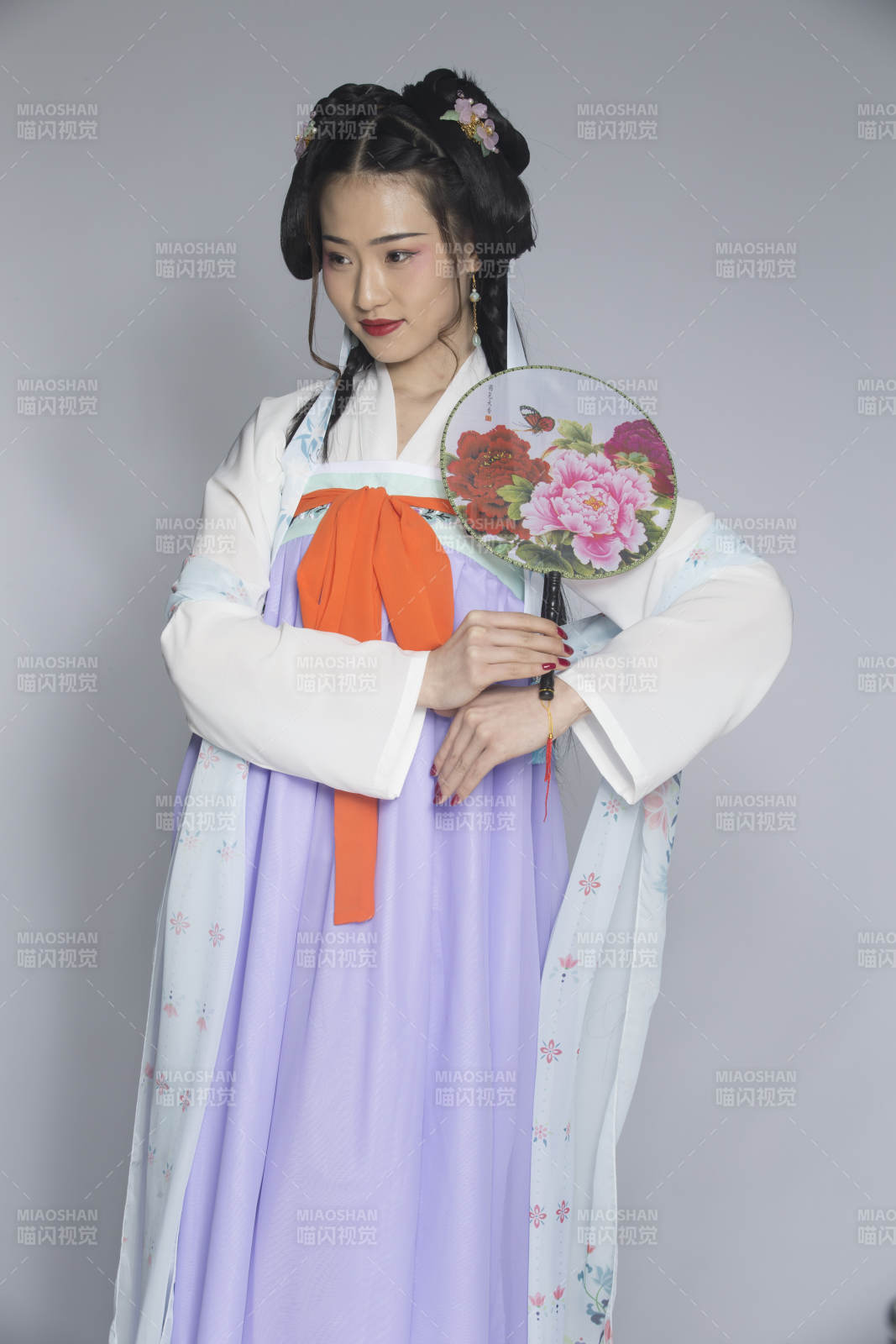 漢服風韻人像棚拍漢服少女