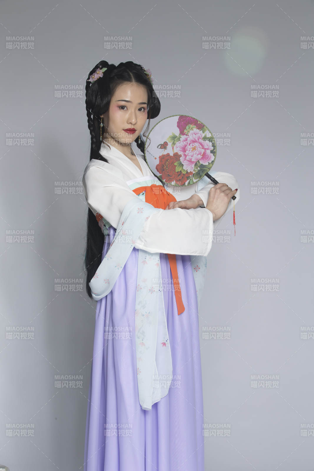 漢服風韻人像棚拍漢服少女