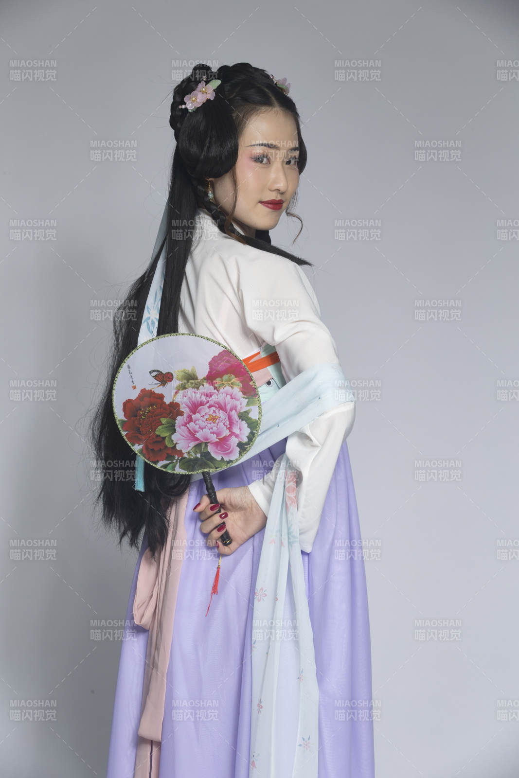 漢服風韻人像棚拍漢服少女