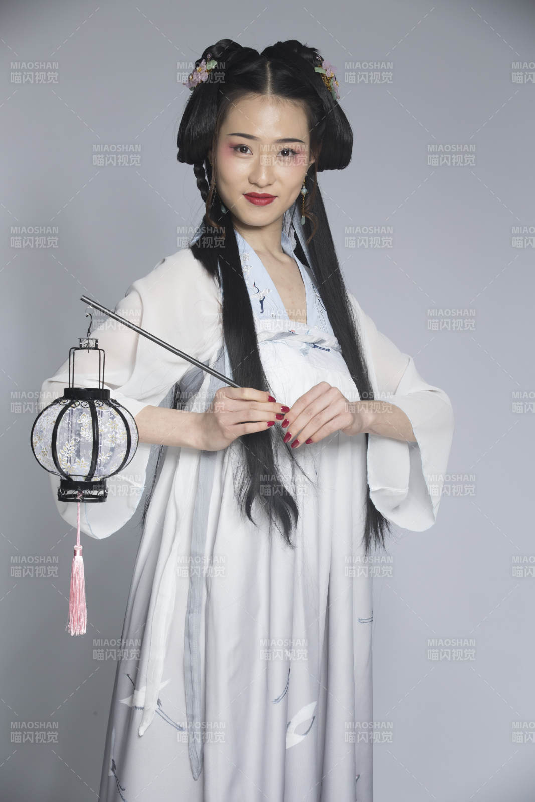 漢服風韻人像棚拍漢服少女