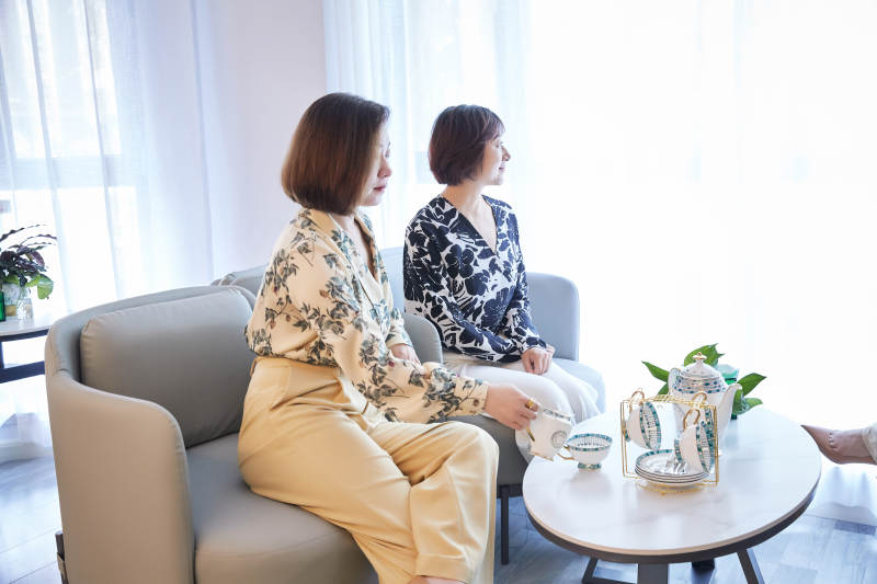 女性闺蜜的休闲聚会