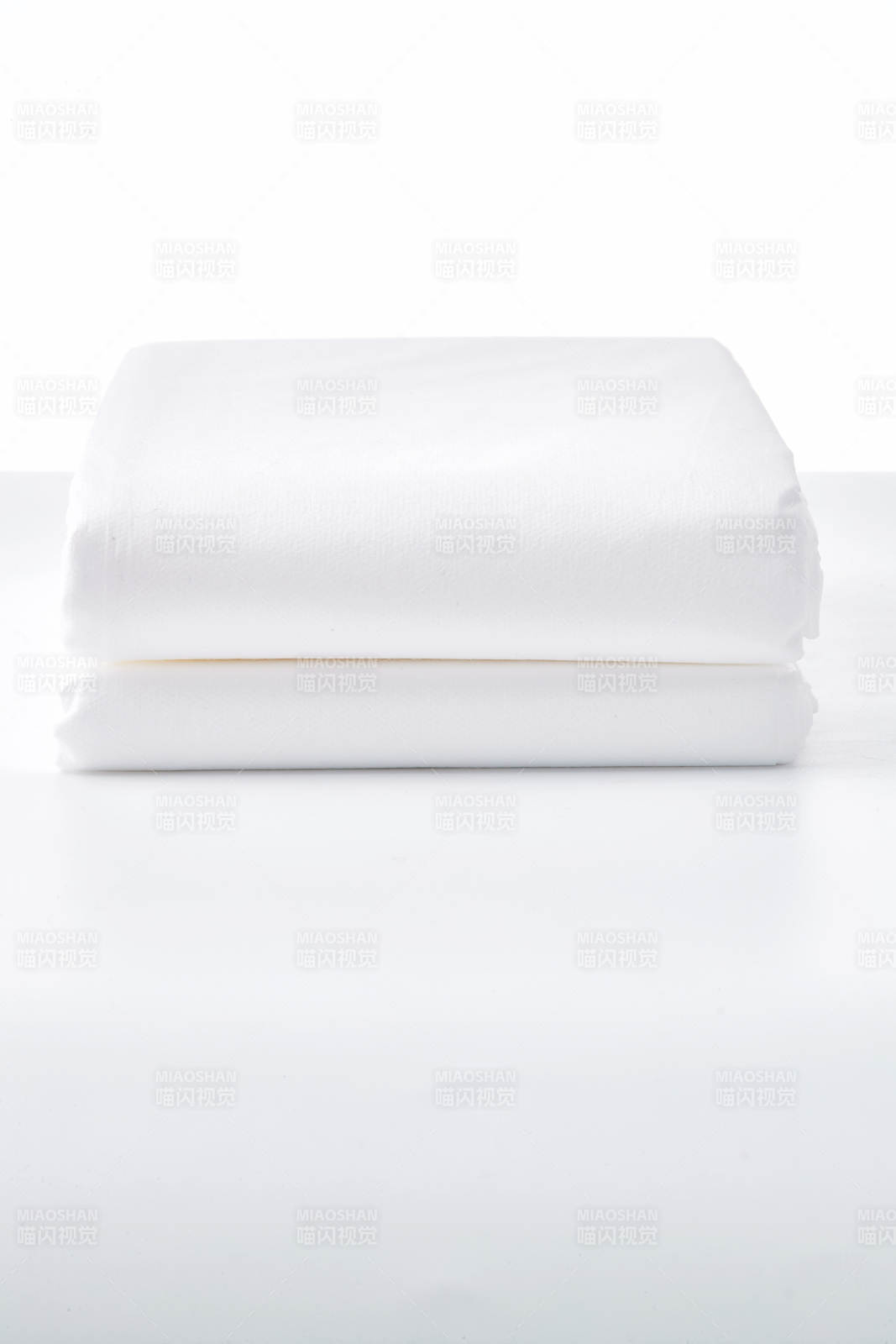 一次性旅行酒店清洁用无纺布浴巾