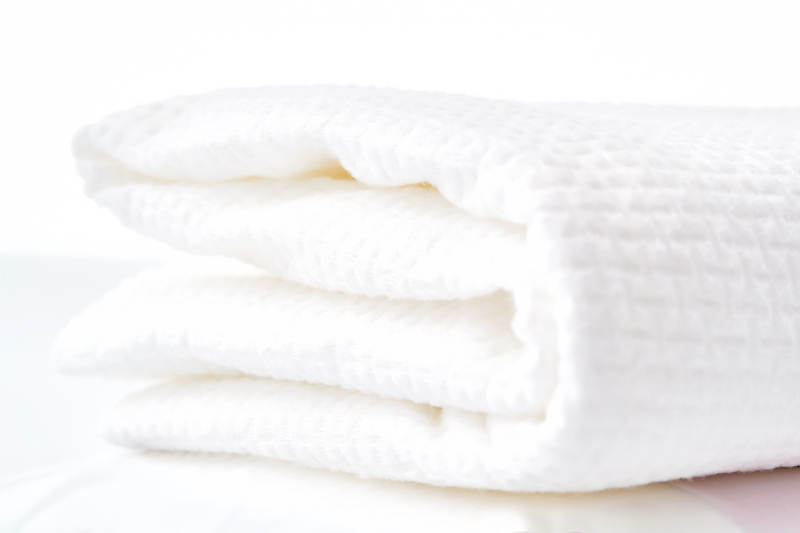 一次性旅行酒店清洁用无纺布浴巾