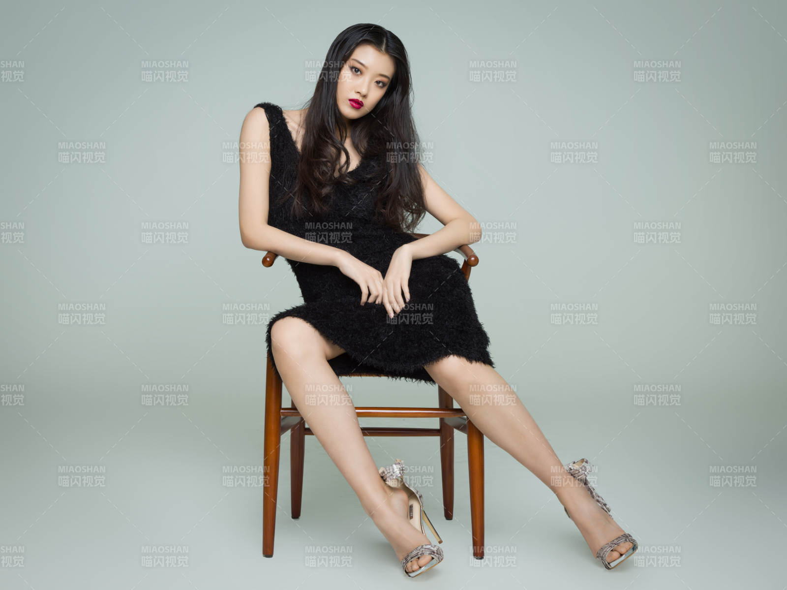 时尚彩妆女性妆面人像