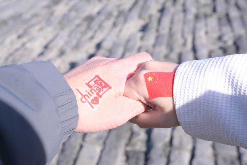 携手共进 中国力量