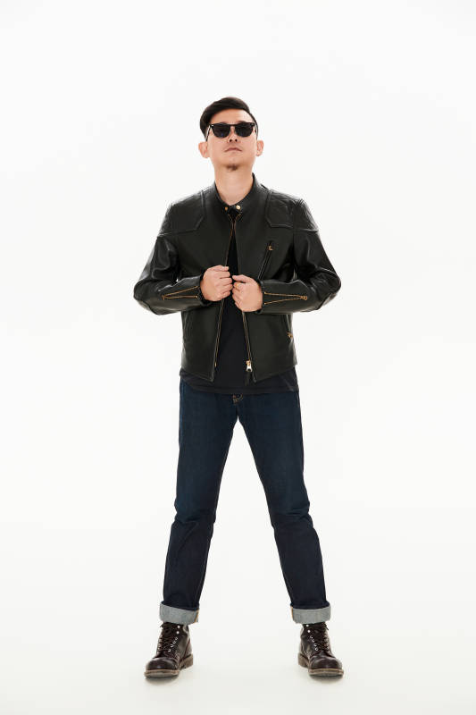 白色背景下的雅痞青年形象