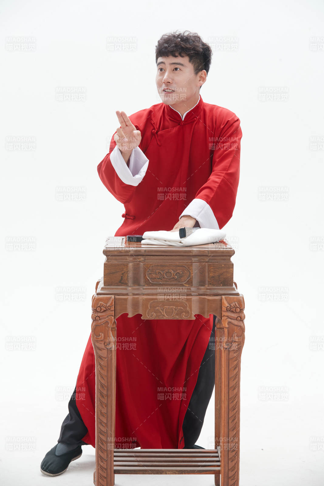 中国传统曲艺相说书人演艺术形象