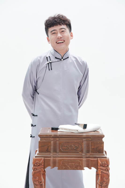 中国传统曲艺单口相声表演艺术形象